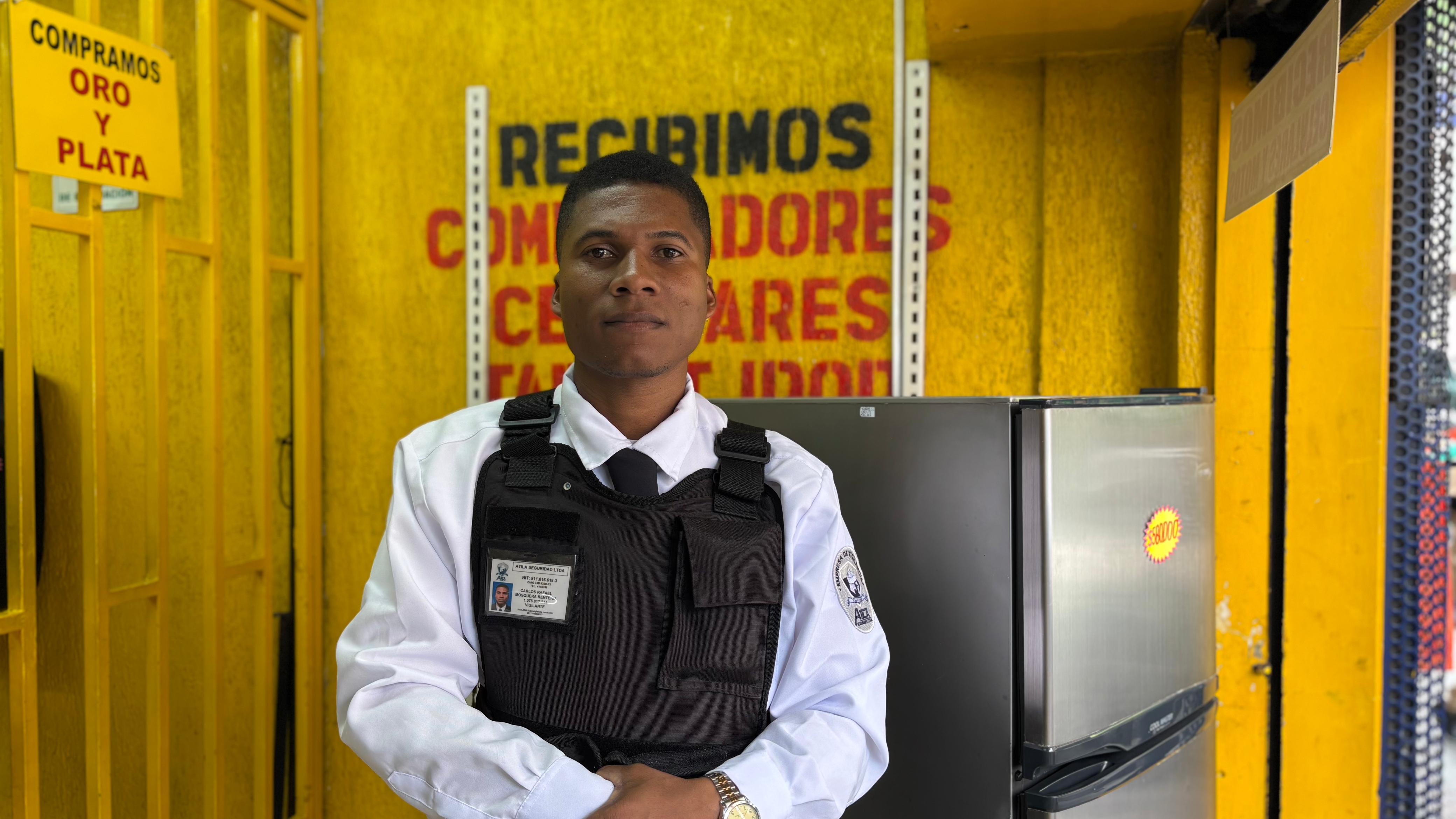 Personal de seguridad ATILA en servicio